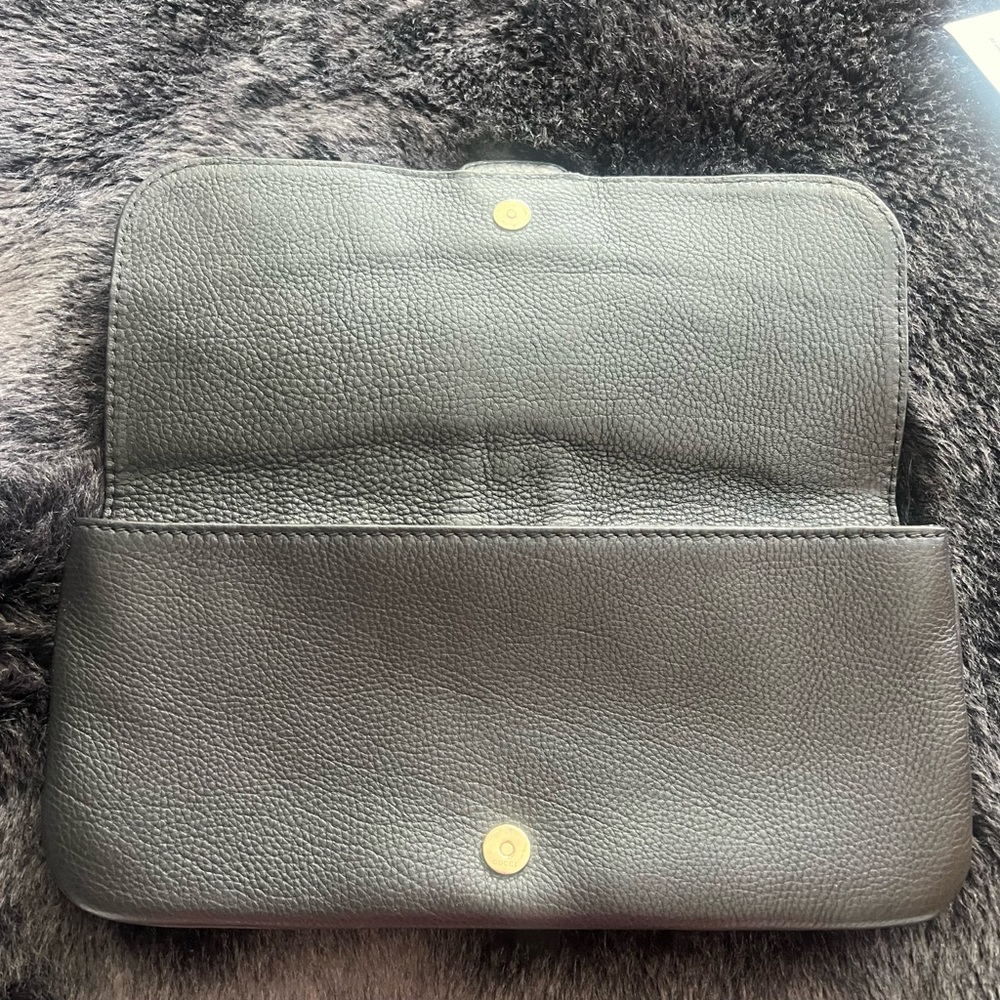 Gucci Greenwich
Pebbled Leather Clutch Black Gold
Horsebit Wallet Bag - Picture 2 of 3